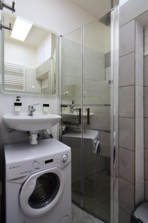Nikola Apartment *